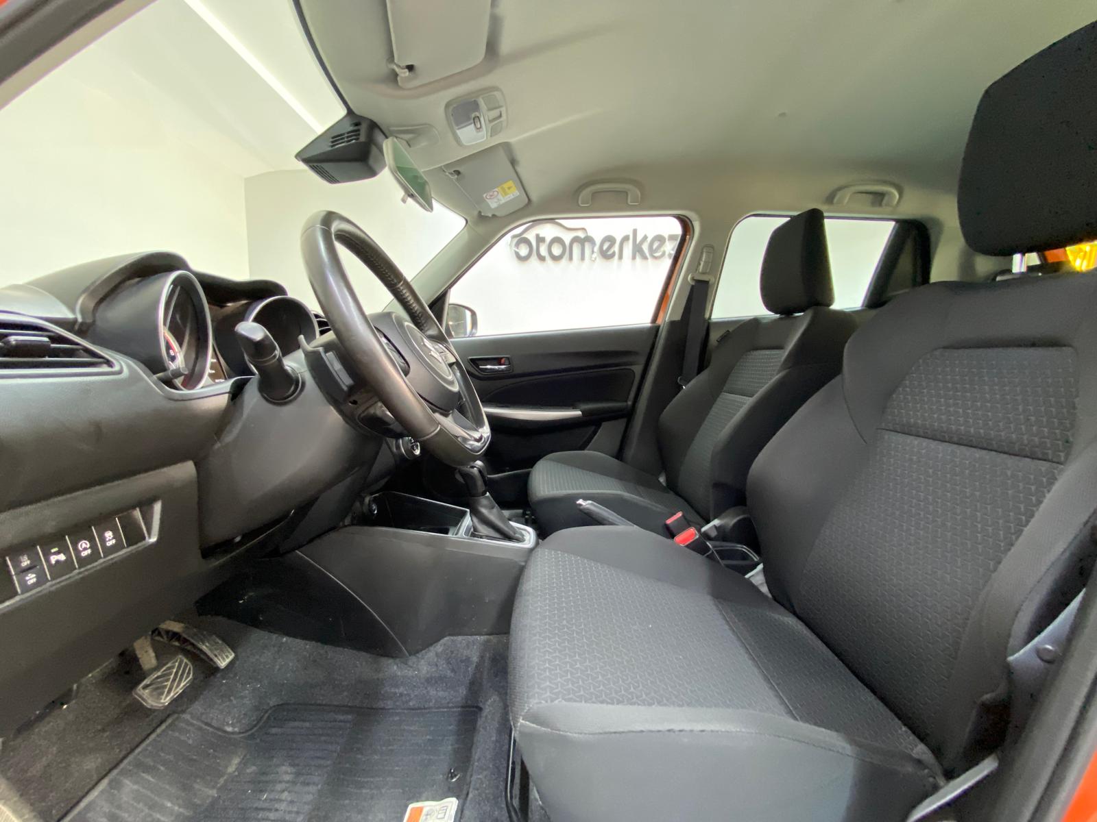 SUZUKI SWIFT 15